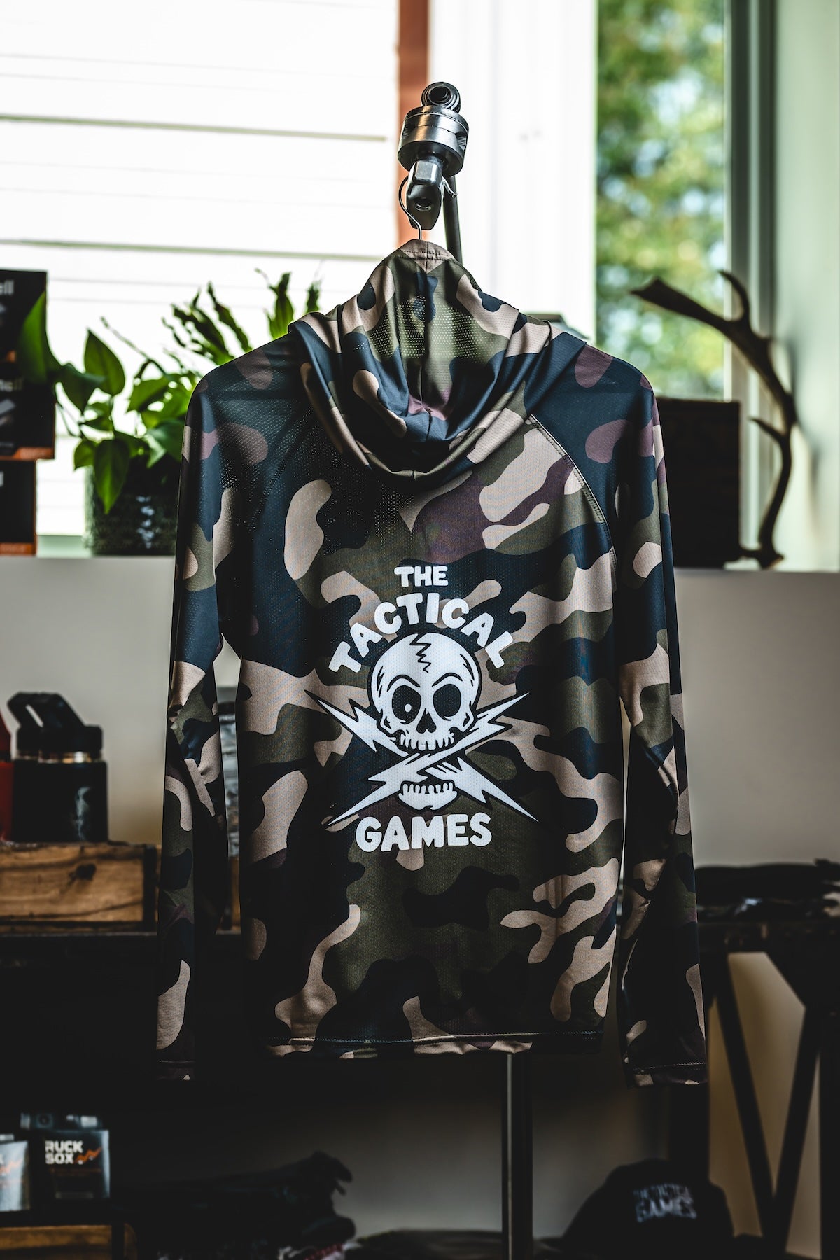 TTG UV Hooded Long Sleeve *Perforated